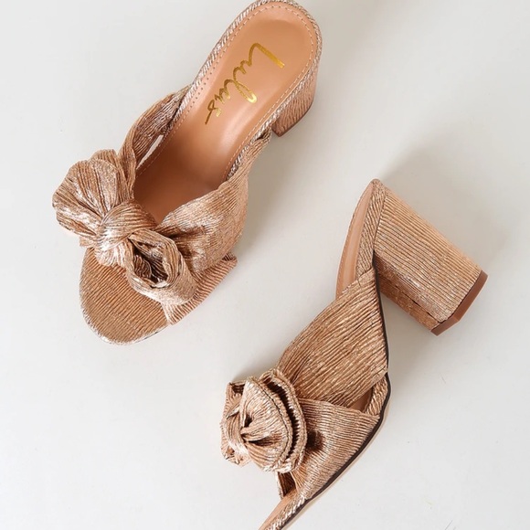 NWT Lulus Dorothea Gold Knotted High Heel Sandals - Picture 8 of 9
